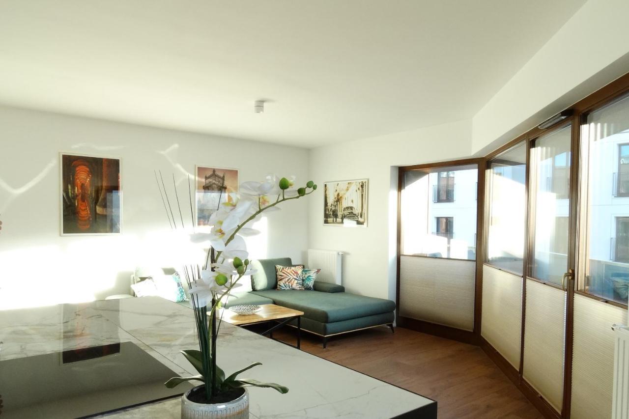 Central Port Warsaw Apartment المظهر الخارجي الصورة